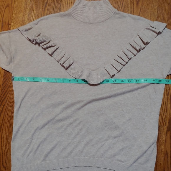 ONLY Mock-neck Sweater with Ruffle Detail - Picture 3 of 5